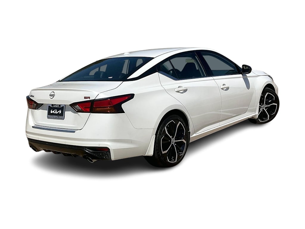 Thumbnail: 2023 Nissan Altima - 21
