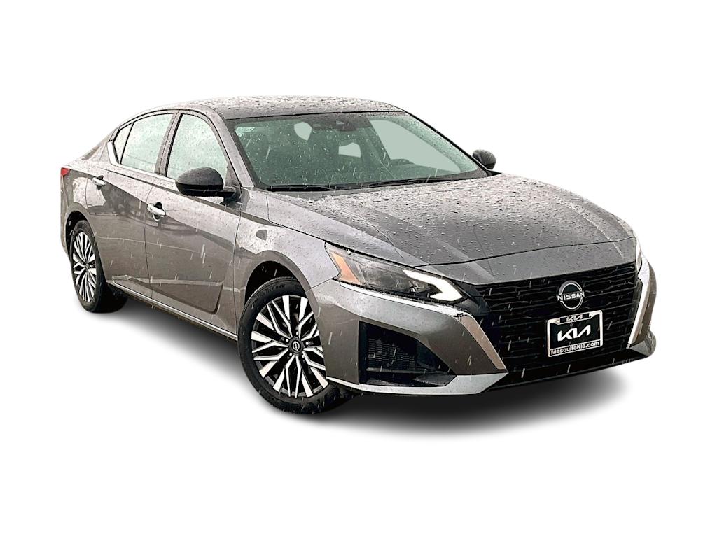 Thumbnail: 2025 Nissan Altima - 22