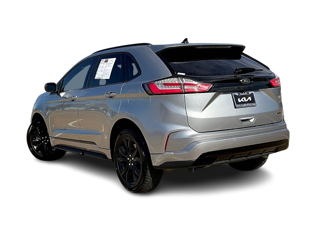 Thumbnail: 2022 Ford Edge - 4