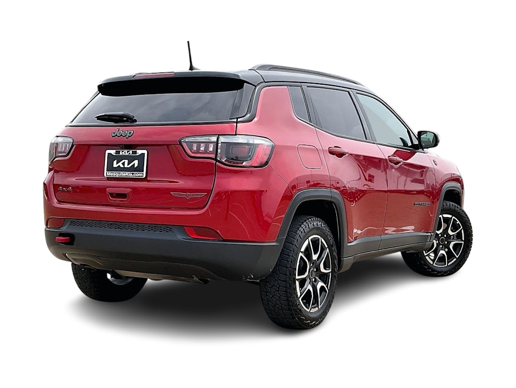 Thumbnail: 2025 Jeep Compass - 23