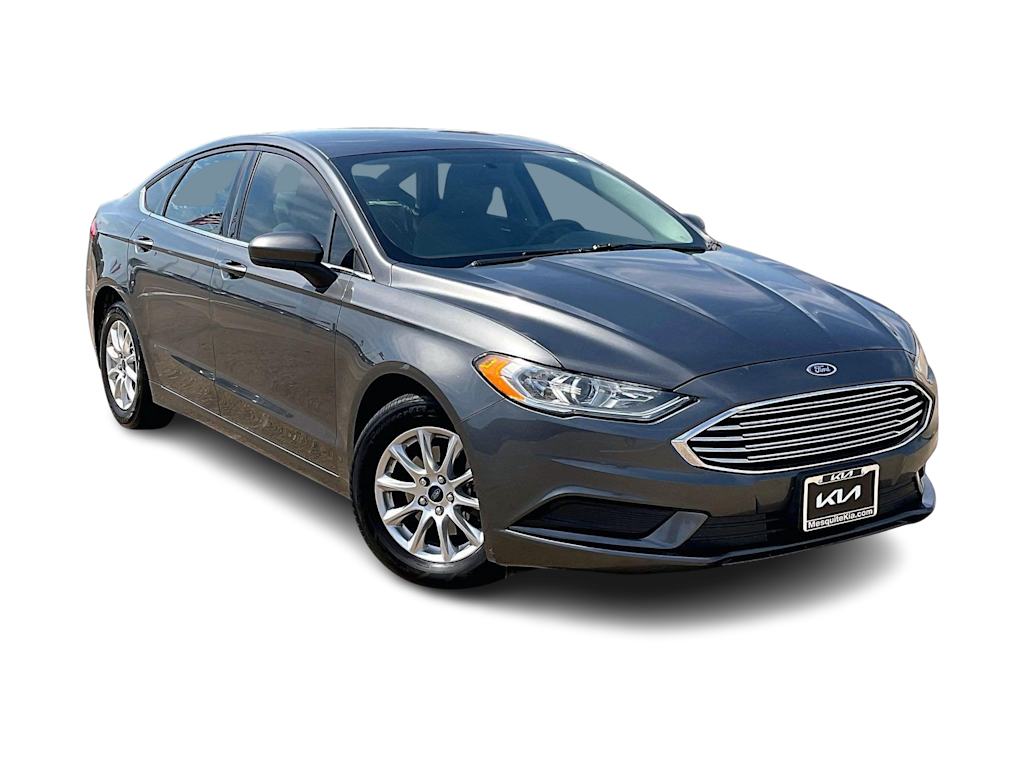 Thumbnail: 2017 Ford Fusion - 21