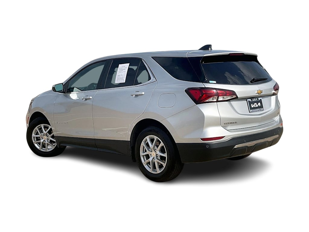 Thumbnail: 2022 Chevrolet Equinox - 4
