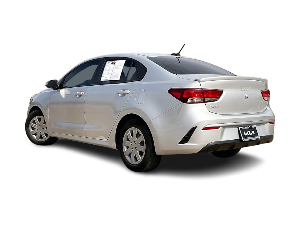 Thumbnail: 2023 Kia Rio - 4