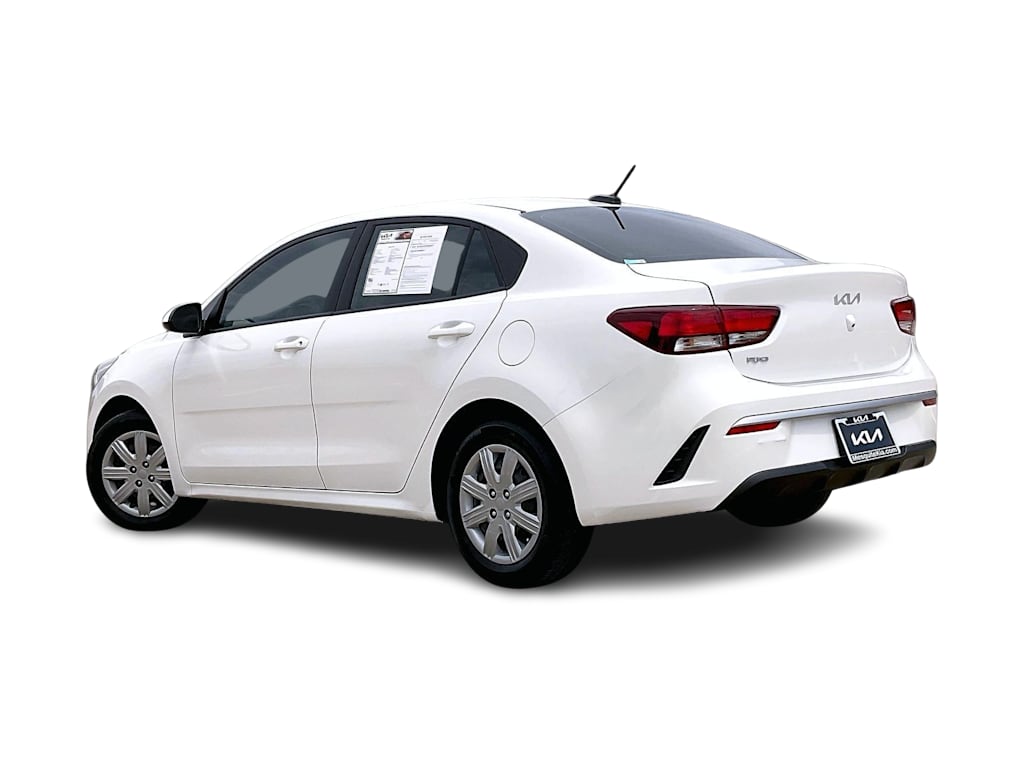 Thumbnail: 2023 Kia Rio - 4