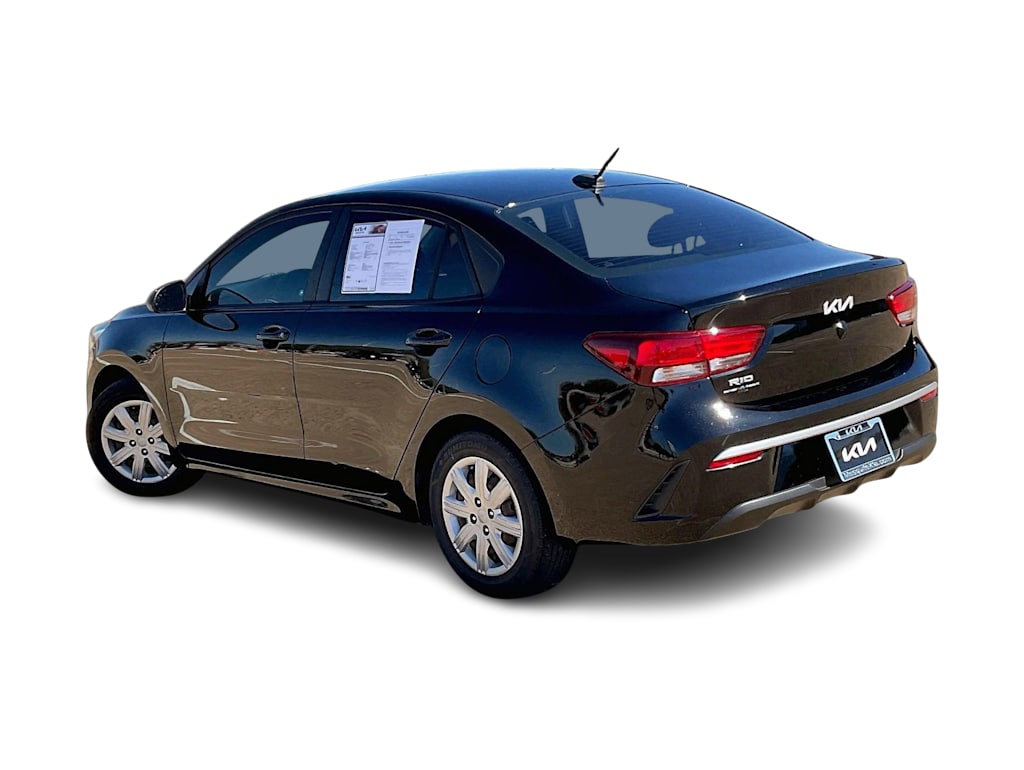 Thumbnail: 2022 Kia Rio - 4
