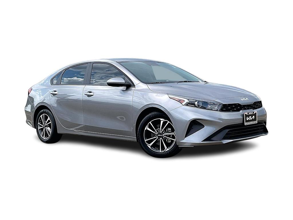 Thumbnail: 2024 Kia Forte - 22