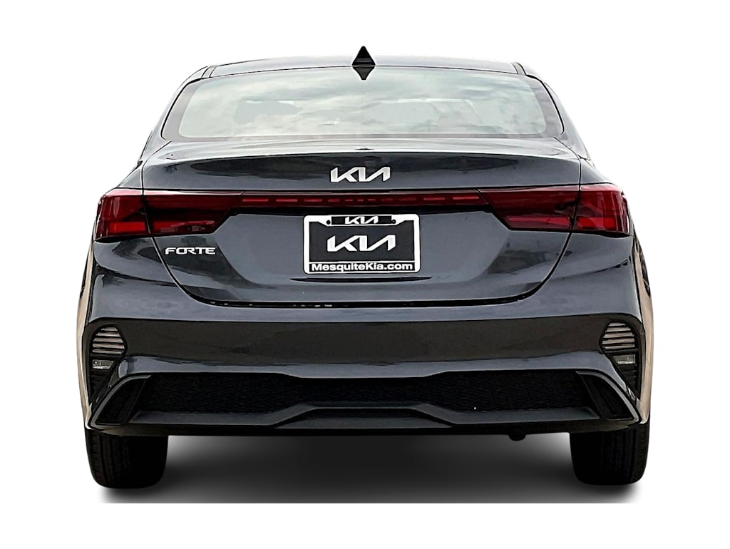 2023 Kia Forte LXS 5
