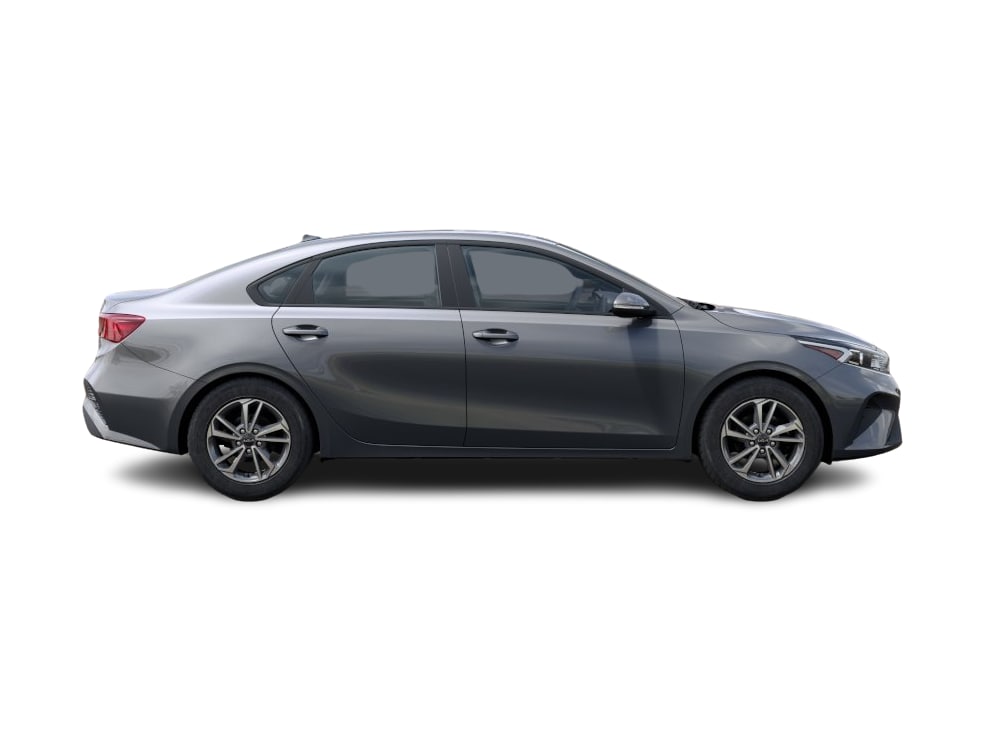 Thumbnail: 2024 Kia Forte - 16