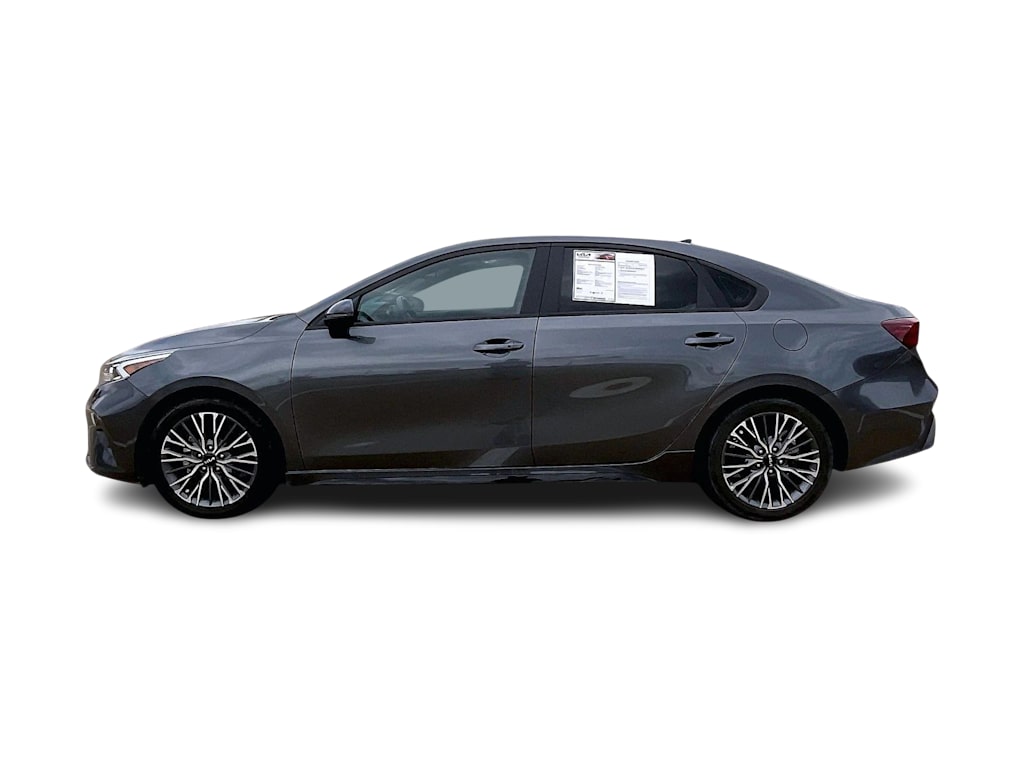 Thumbnail: 2024 Kia Forte - 3