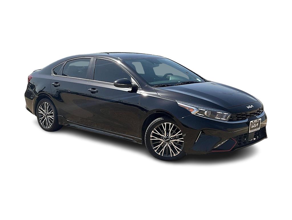 Thumbnail: 2023 Kia Forte - 21