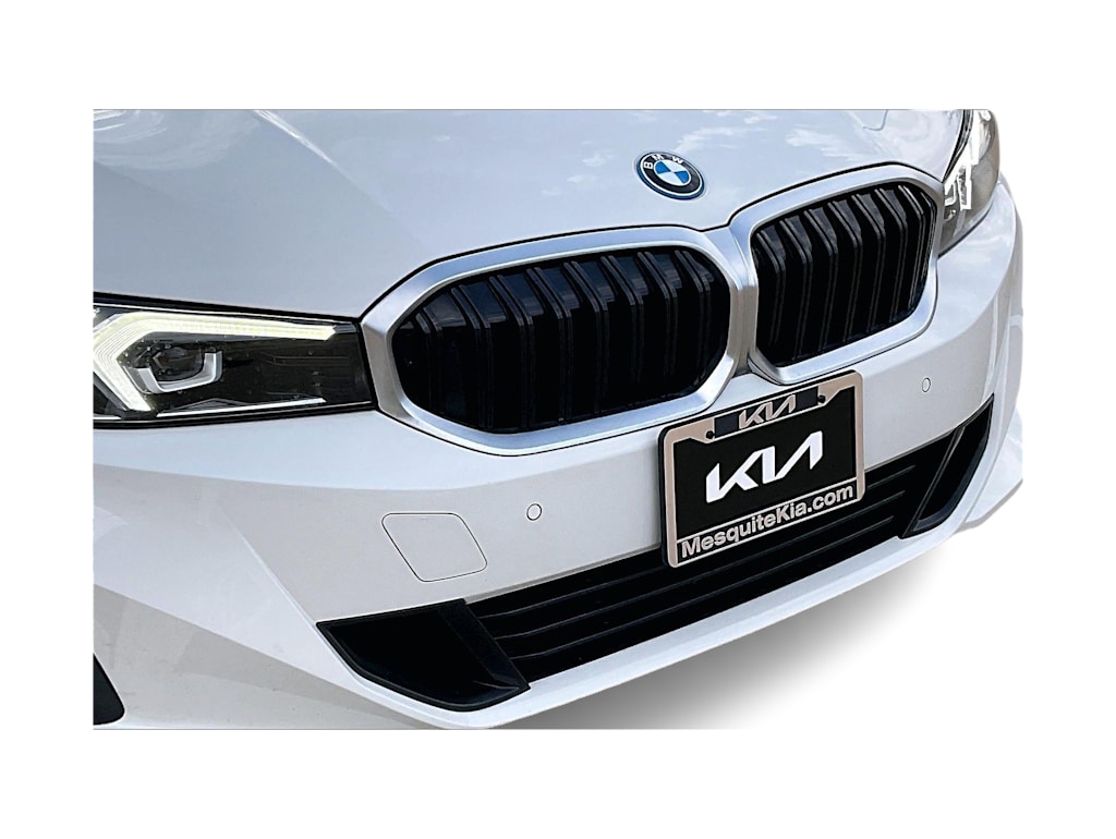 Thumbnail: 2023 BMW 3 Series - 32