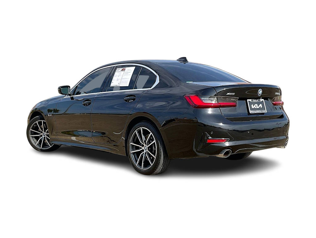 Thumbnail: 2022 BMW 3 Series - 4