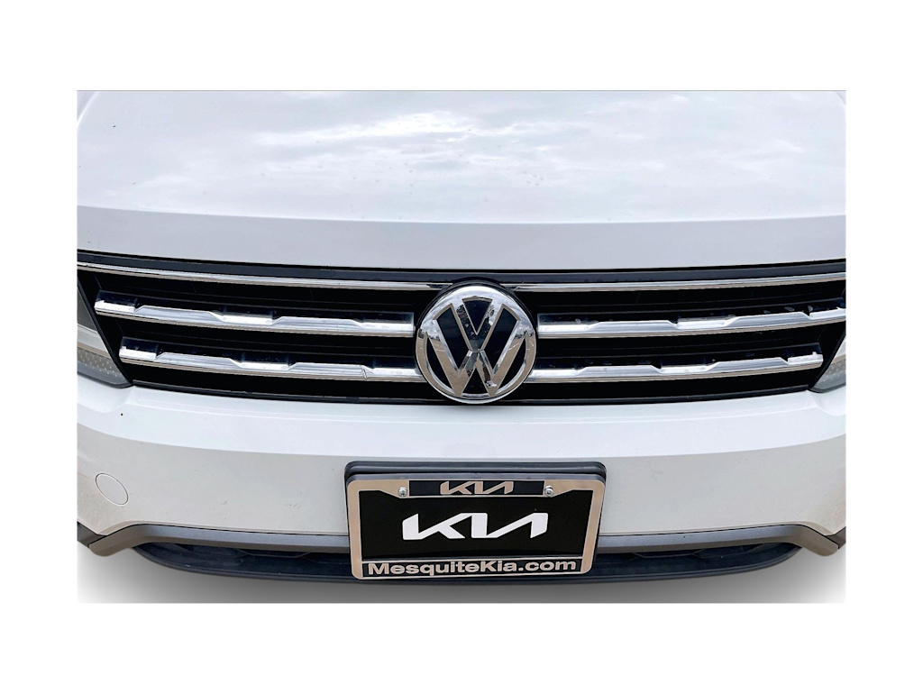 Thumbnail: 2019 Volkswagen Tiguan - 30
