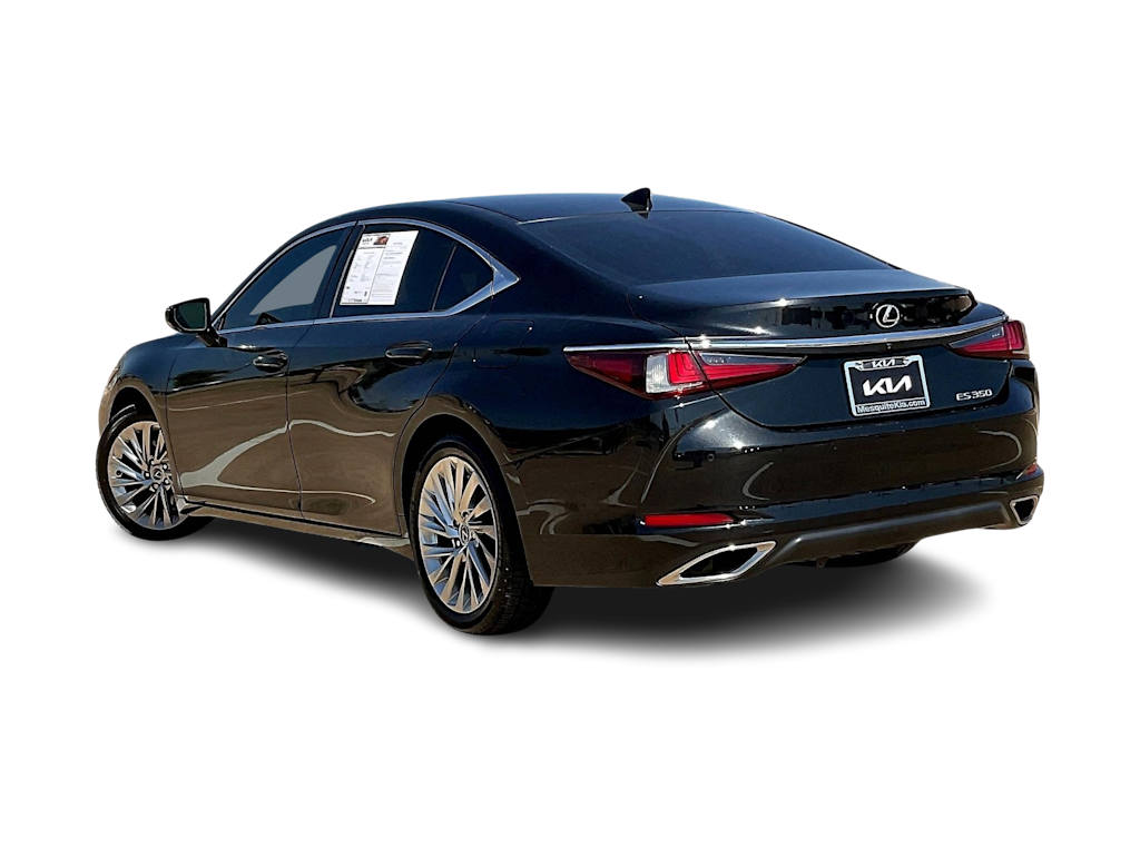 Thumbnail: 2020 Lexus ES - 4