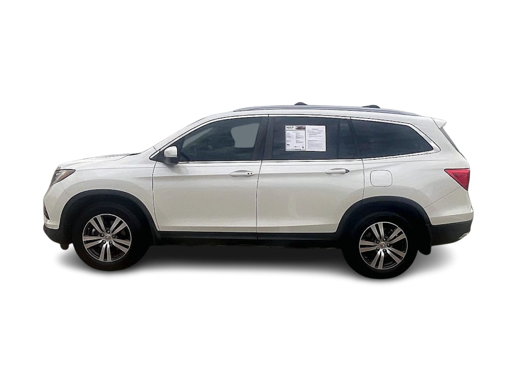 Thumbnail: 2016 Honda Pilot - 3