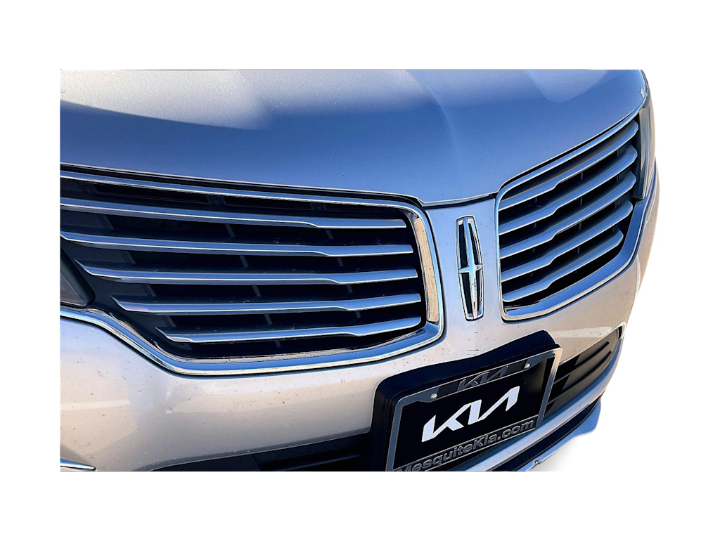 Thumbnail: 2015 Lincoln MKC - 32
