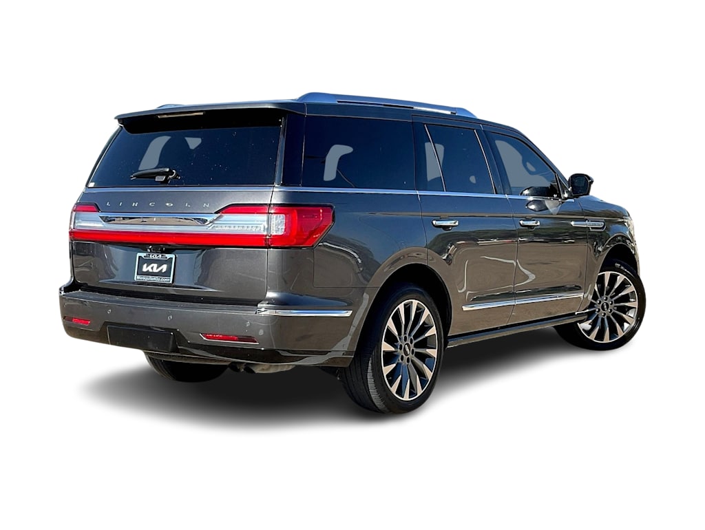 Thumbnail: 2018 Lincoln Navigator - 22