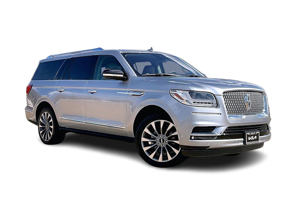 Thumbnail: 2020 Lincoln Navigator L - 19