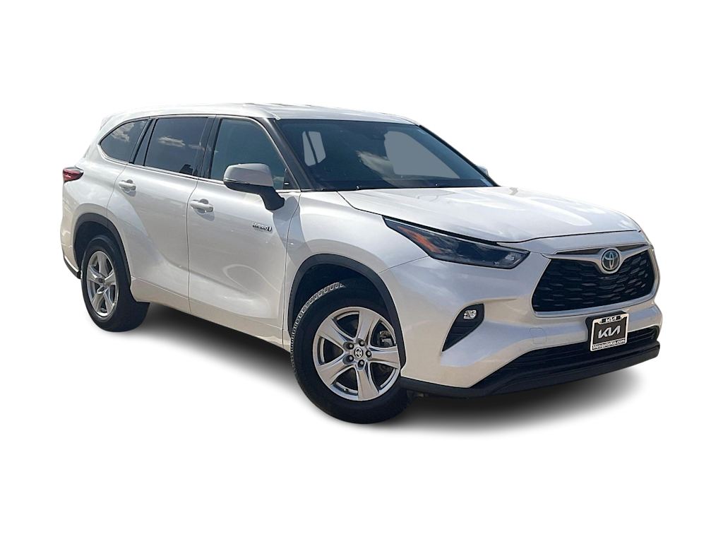 Thumbnail: 2021 Toyota Highlander - 21