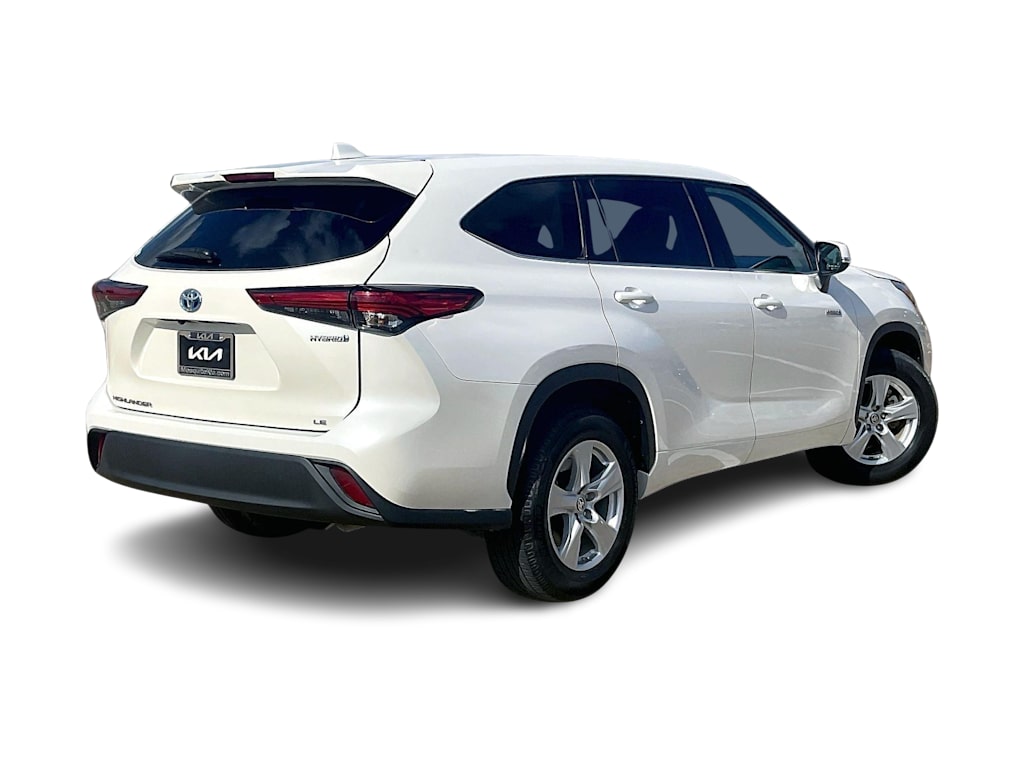 Thumbnail: 2021 Toyota Highlander - 22