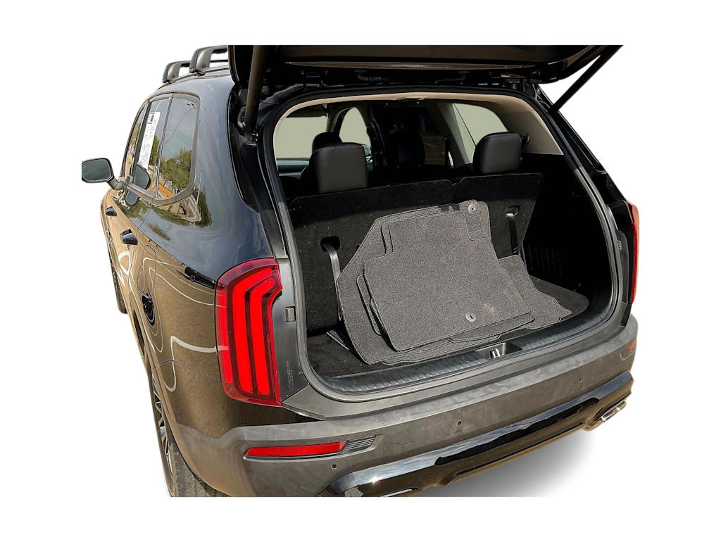 Thumbnail: 2022 Kia Telluride - 18