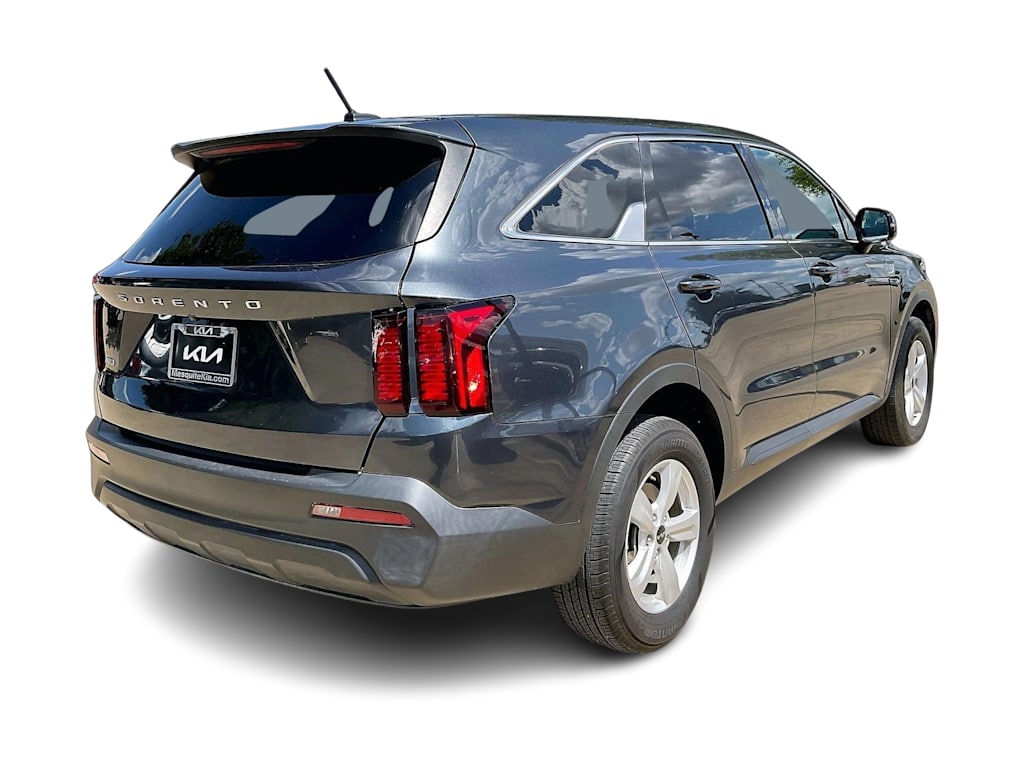 Thumbnail: 2022 Kia Sorento - 21