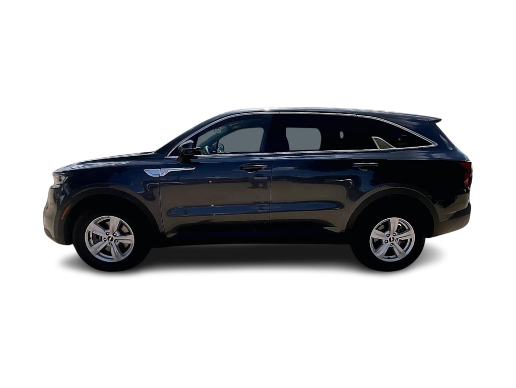 Thumbnail: 2022 Kia Sorento - 3