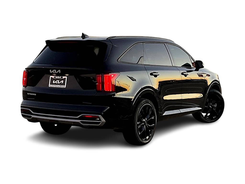 Thumbnail: 2023 Kia Sorento - 22