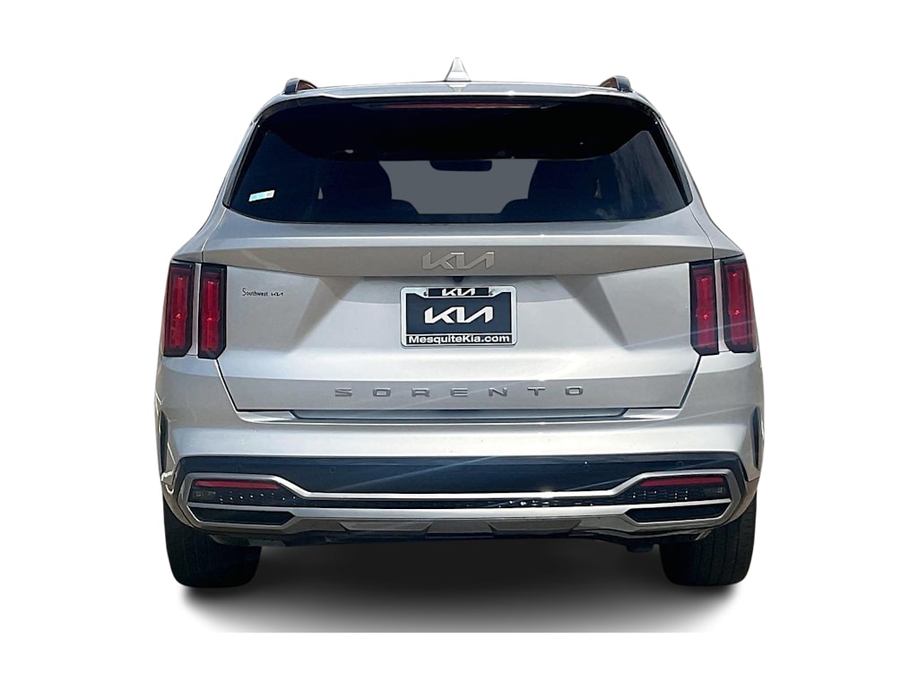 Thumbnail: 2022 Kia Sorento - 5