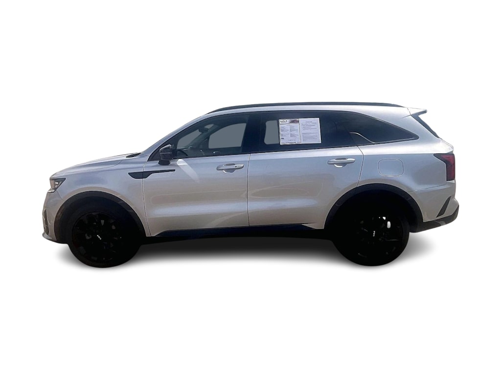Thumbnail: 2022 Kia Sorento - 3