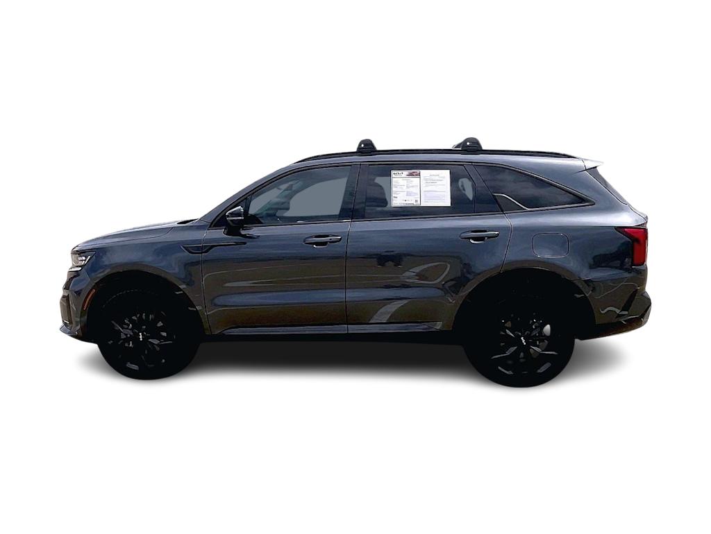 Thumbnail: 2023 Kia Sorento - 3