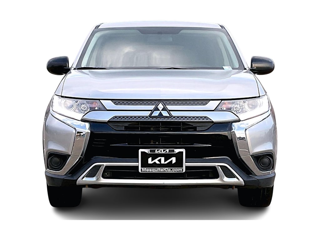 Thumbnail: 2020 Mitsubishi Outlander - 6