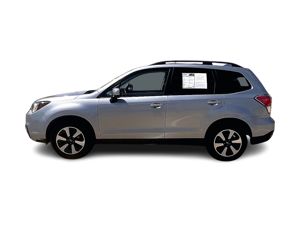 Thumbnail: 2018 Subaru Forester - 3