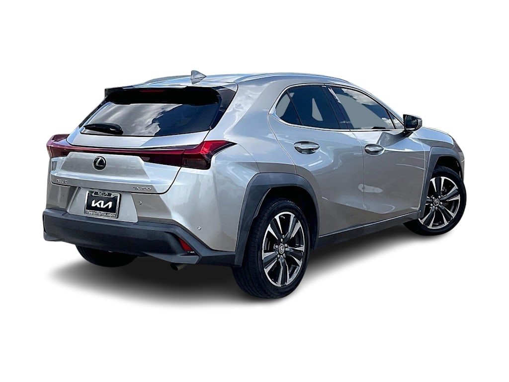 Thumbnail: 2020 Lexus UX - 22
