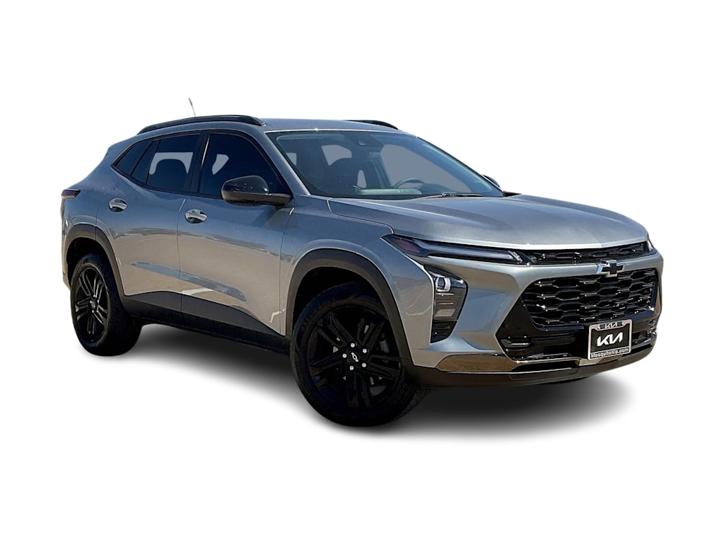 Thumbnail: 2025 Chevrolet Trax - 22