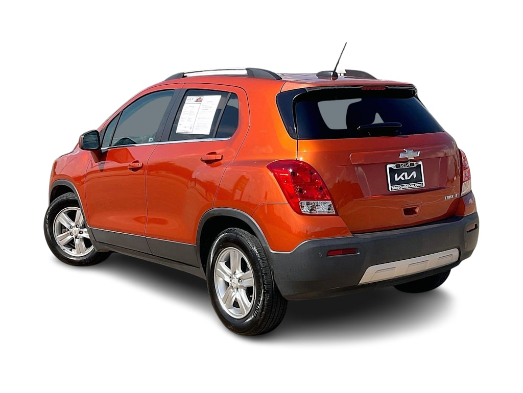Thumbnail: 2015 Chevrolet Trax - 4