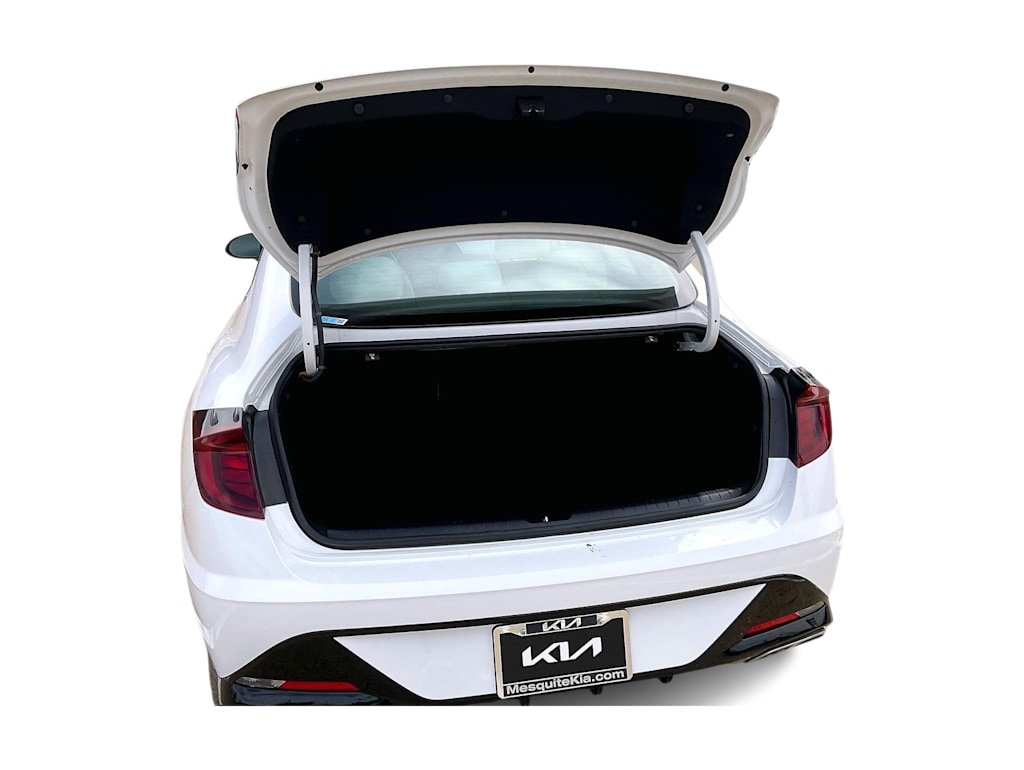 Thumbnail: 2023 Hyundai Sonata - 18