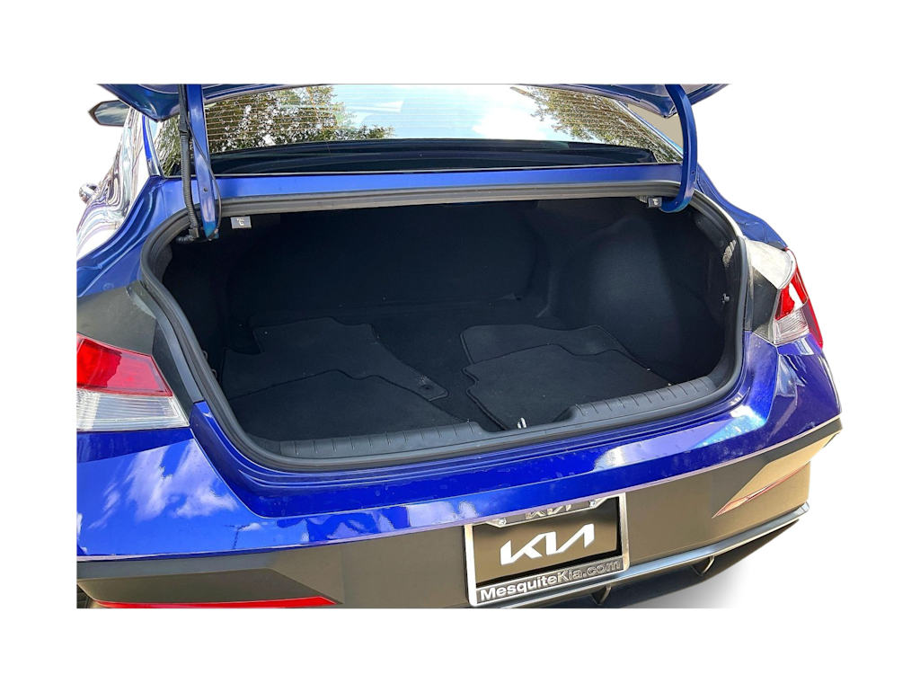 Thumbnail: 2025 Hyundai Elantra - 15
