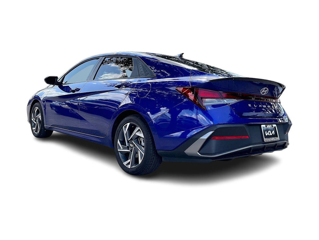 Thumbnail: 2025 Hyundai Elantra - 4