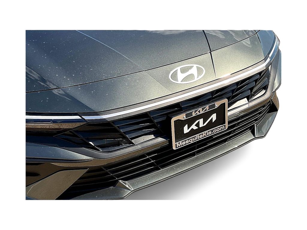 Thumbnail: 2025 Hyundai Elantra - 32