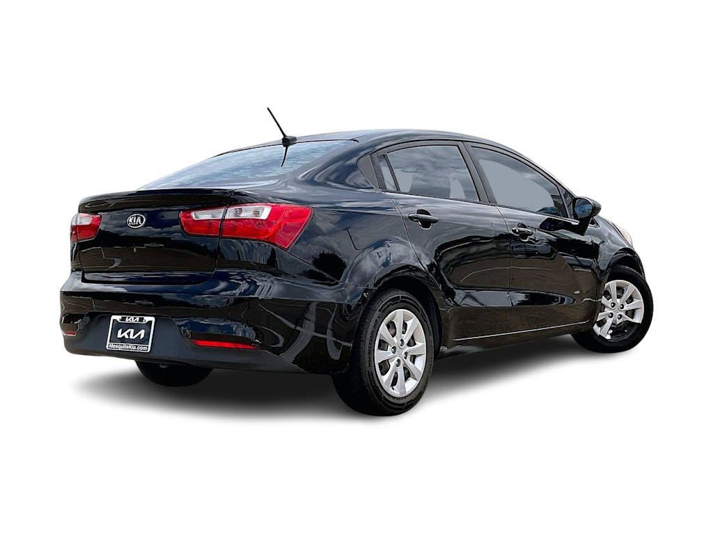 Thumbnail: 2017 Kia Rio - 21