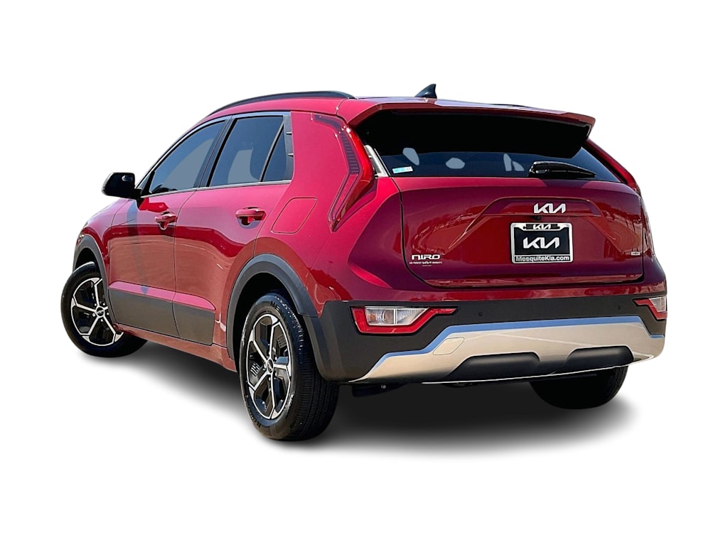 Thumbnail: 2023 Kia Niro - 4