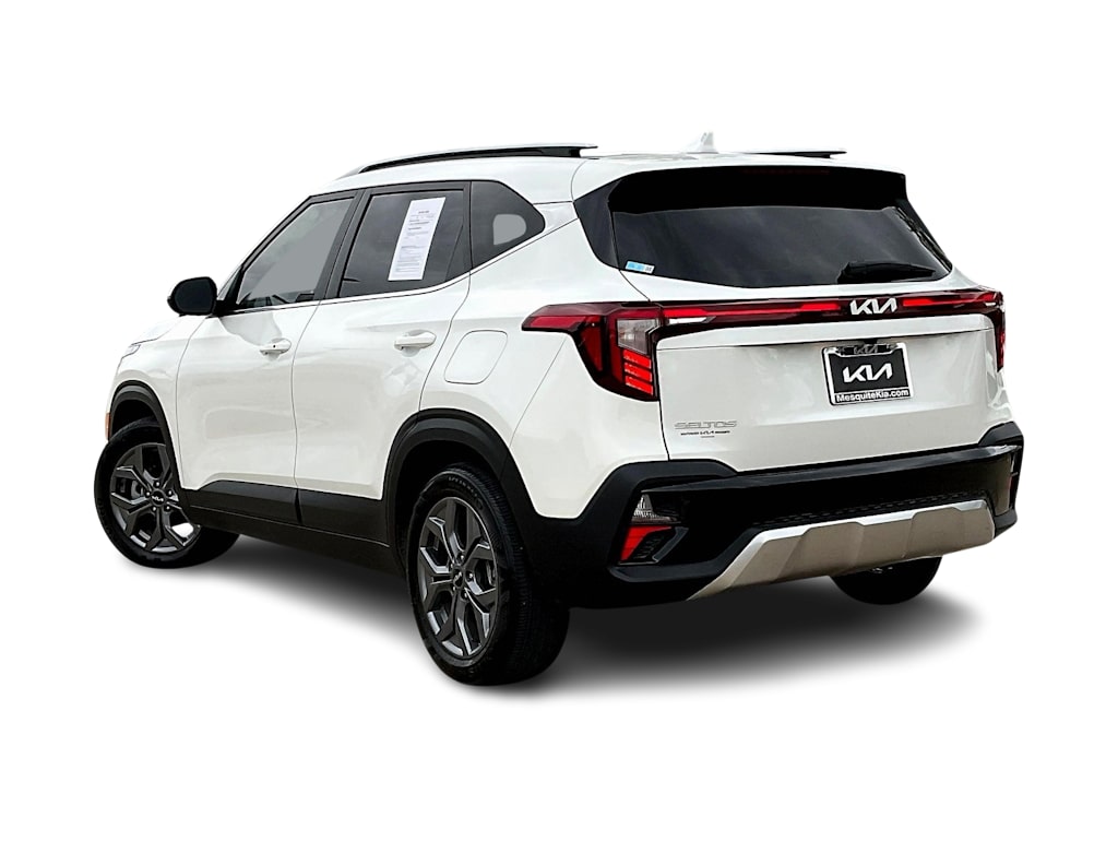 2024 Kia Seltos S 4