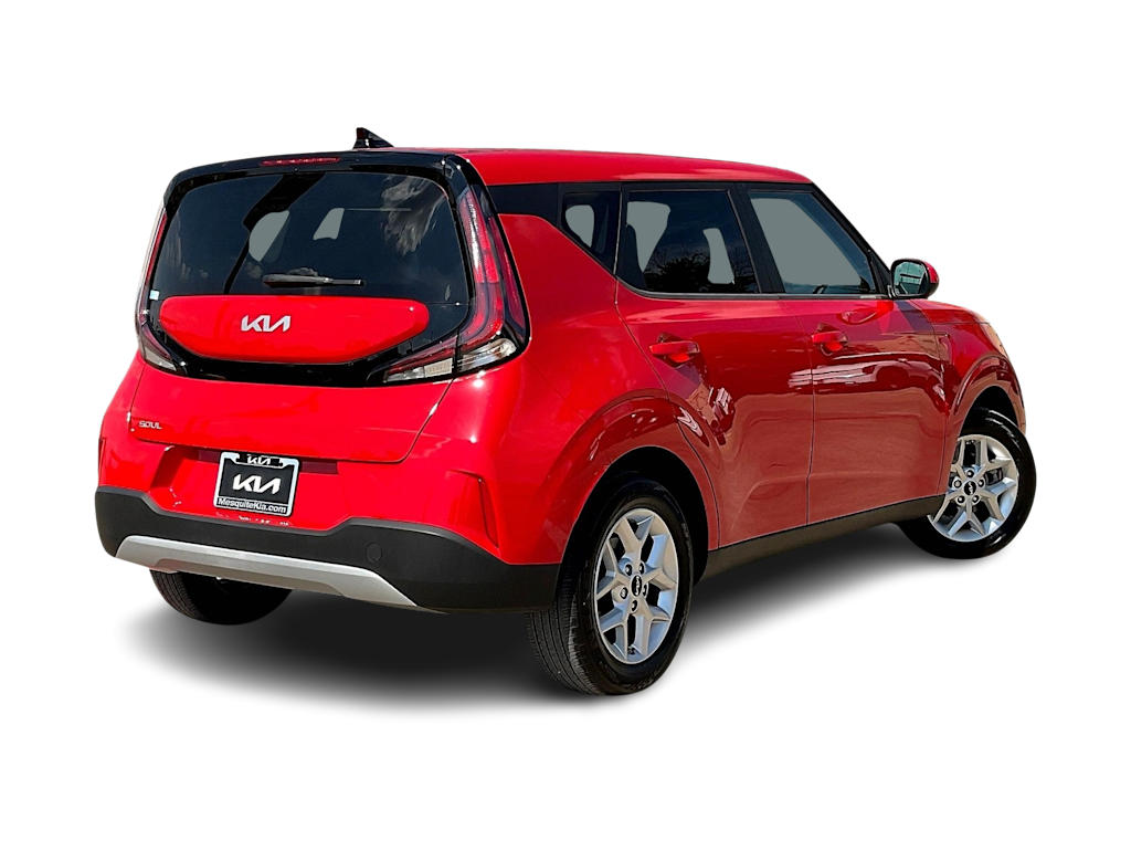 Thumbnail: 2023 Kia Soul - 23