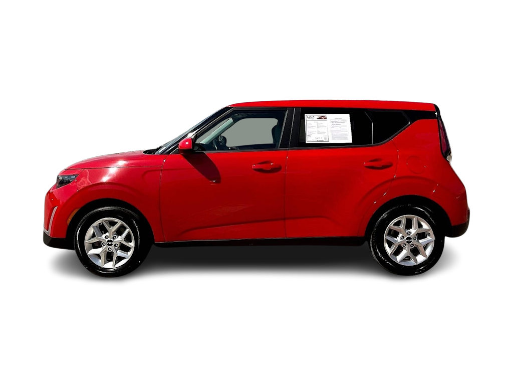 Thumbnail: 2023 Kia Soul - 3