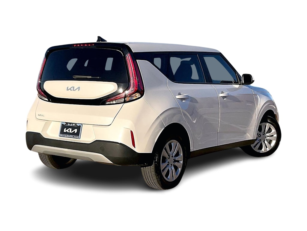 Thumbnail: 2023 Kia Soul - 24
