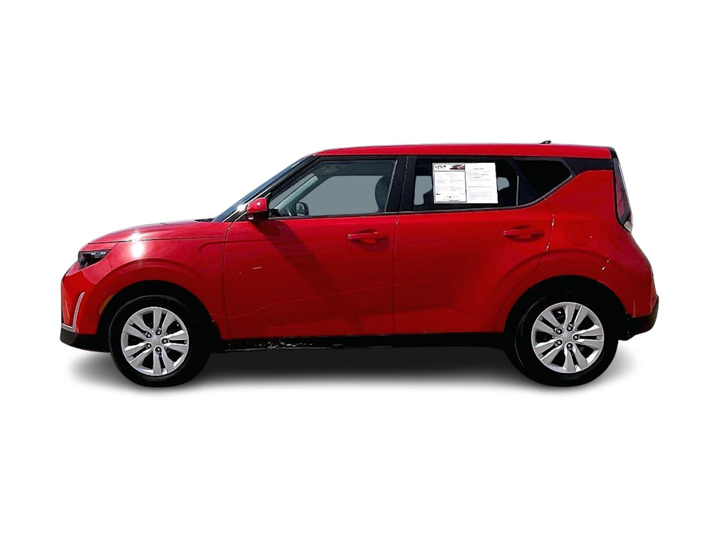 Thumbnail: 2023 Kia Soul - 3