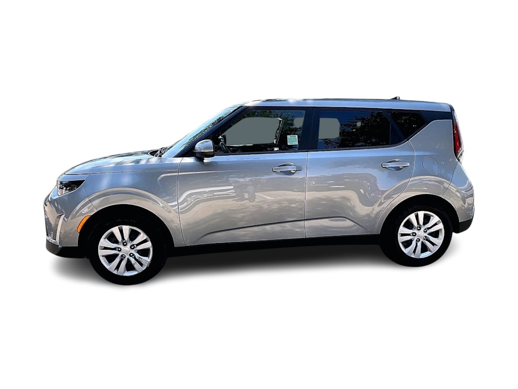 Thumbnail: 2023 Kia Soul - 3