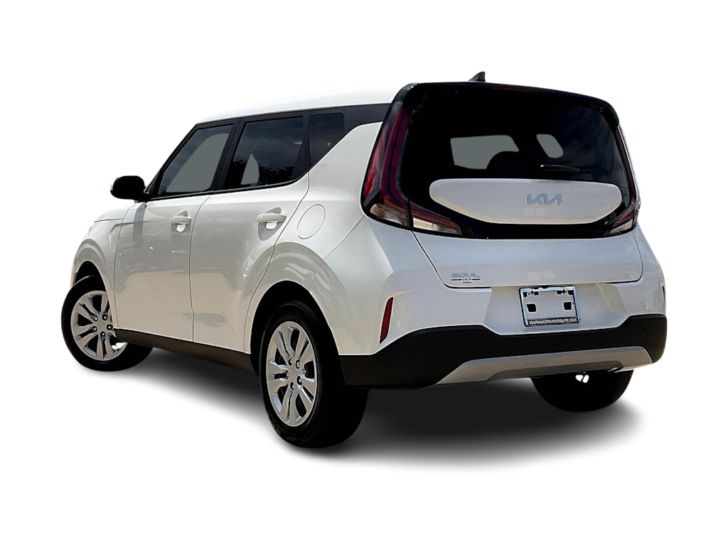 Thumbnail: 2023 Kia Soul - 4