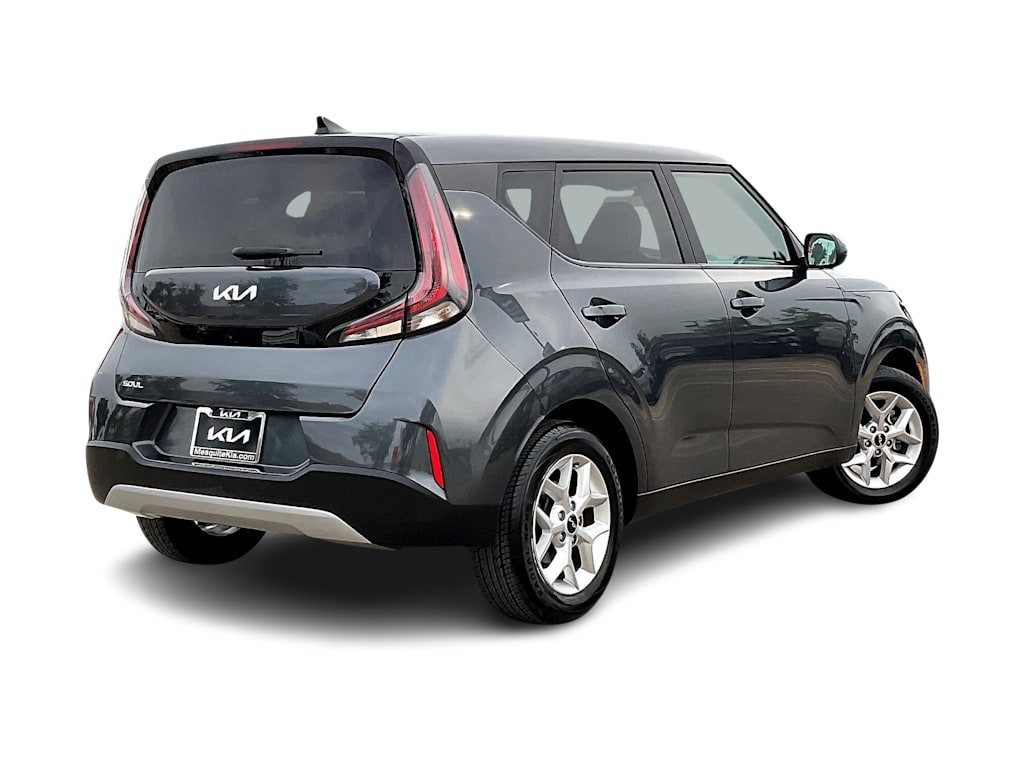 Thumbnail: 2023 Kia Soul - 22